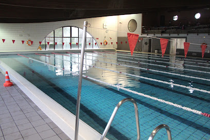 Piscina Cubierta Ribera de Castilla