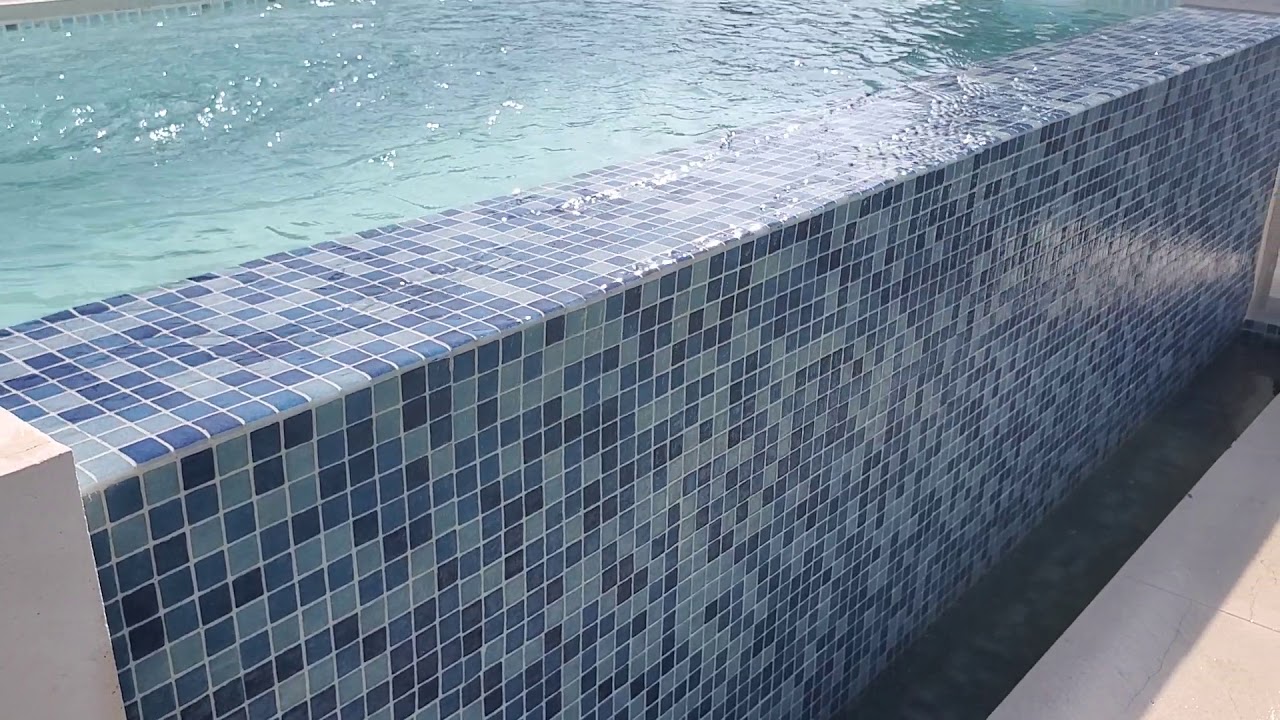 Mantenimiento piscina infinita